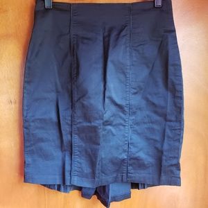 Bebe skirt size 8